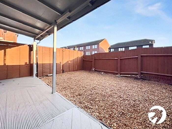 1 Bedroom Flat To Rent In Hampstead Close, London, SE28