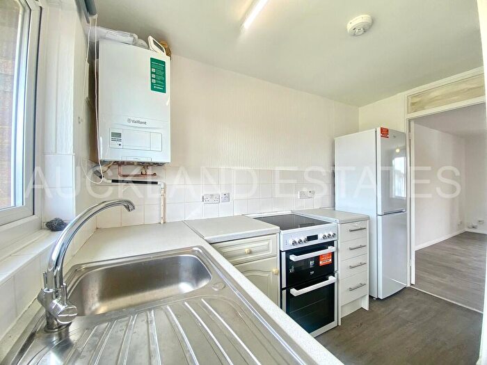 1 Bedroom Maisonette To Rent In Wayside, Potters Bar, EN6