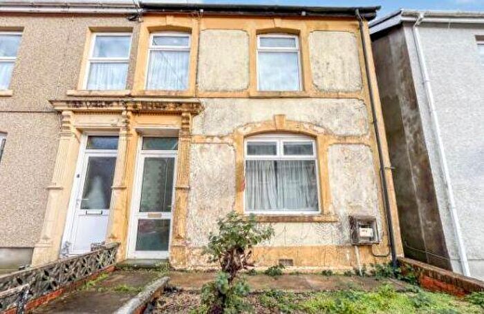 3 Bedroom Semi-Detached House For Sale In Tirycoed Road, Glanamman, Ammanford, Dyfed, SA18