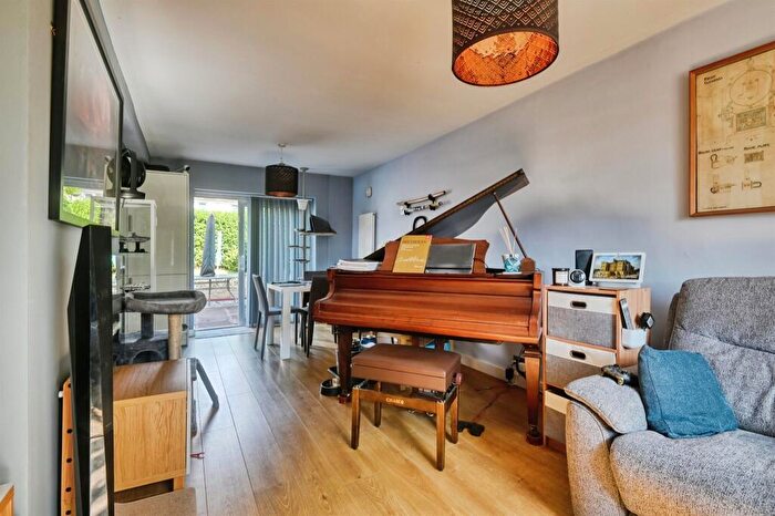 3 Bedroom Terraced House For Sale In Shopton Road, Birmingham, B34