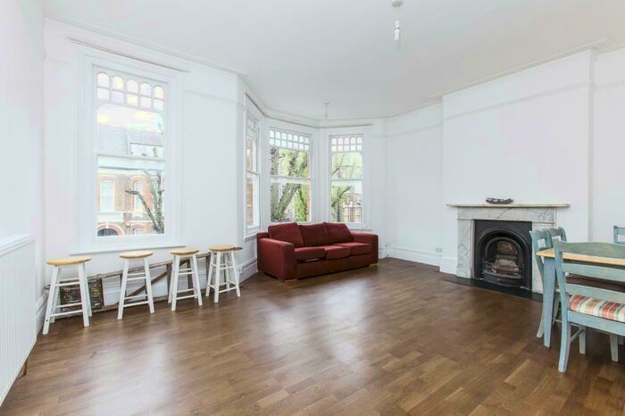 3 Bedroom House To Rent In Sotheby Road, Highbury, N5
