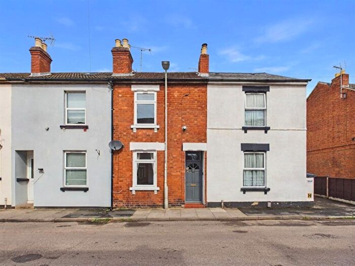 2 Bedroom Terraced House For Sale In St. Pauls Road, Gloucester, GL1