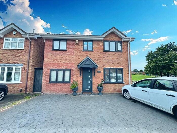 5 Bedroom Detached House For Sale In Tiverton Drive, Nuneaton, Warwickshire, CV11