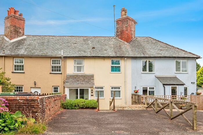 3 Bedroom Terraced House For Sale In Bridge Cottages, Holywell, Dorchester, DT2