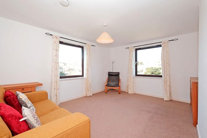 2 Bedroom Flat To Rent In Morrison Drive, Garthdee, Aberdeen, AB10