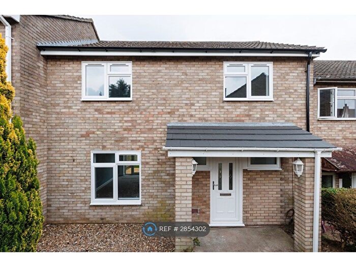 3 Bedroom Terraced House To Rent In Tudor Close, Thetford, IP24