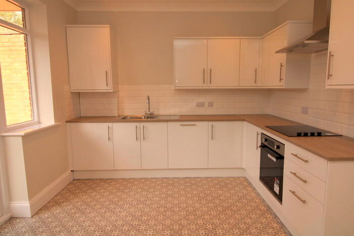 3 Bedroom End Of Terrace House To Rent In The Farthings, Harborne, B17
