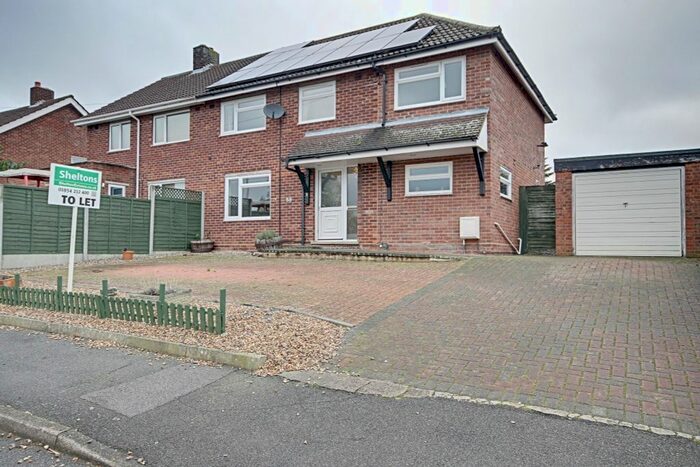 4 Bedroom Semi-Detached House To Rent In Tower View, Linton, Cambridge, CB21