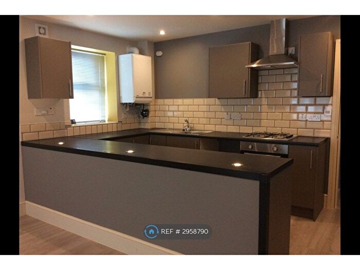 2 Bedroom Flat To Rent In Dimsdale Parade East, Newcastle, ST5
