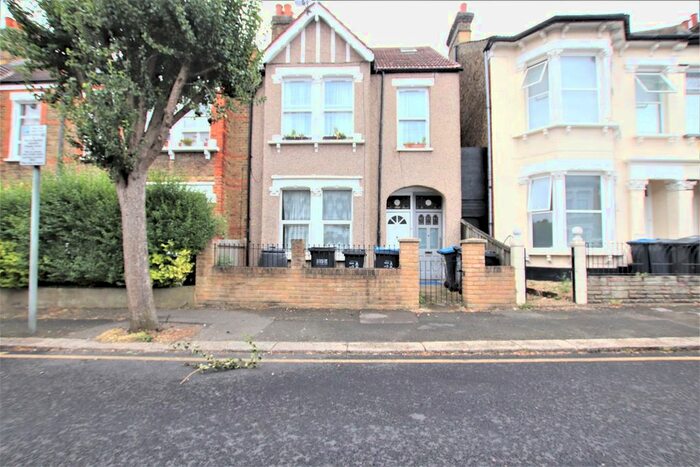 2 Bedroom Maisonette To Rent In Crowther Road, London, SE25