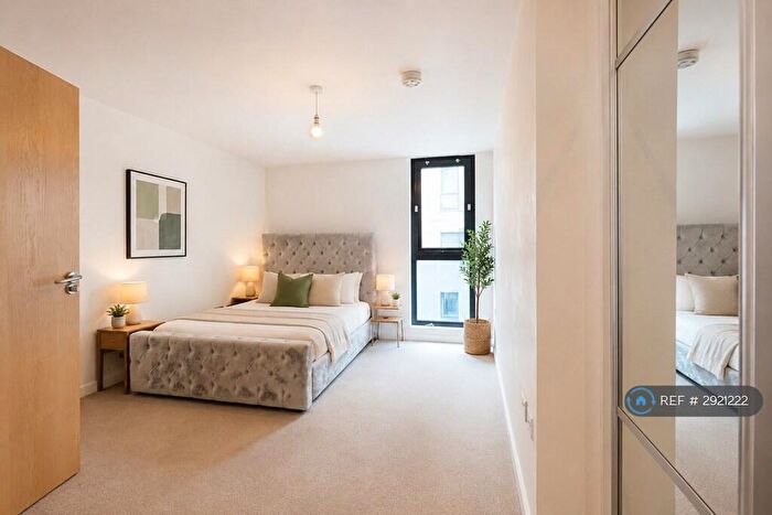 2 Bedroom Flat To Rent In Geoffrey Watling Way, Norwich, NR1
