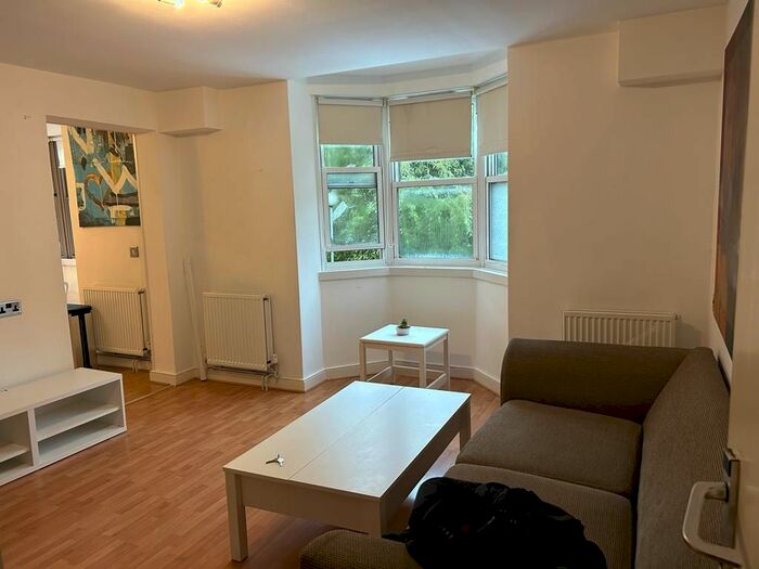 1 Bedroom Flat To Rent In Cruikshank Street, London, WC1X