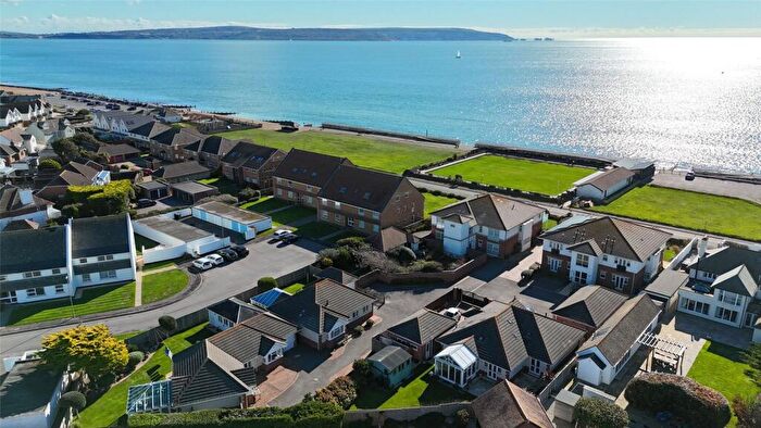 3 Bedroom Bungalow For Sale In Hurst Road, Milford On Sea, Lymington, Hampshire, SO41