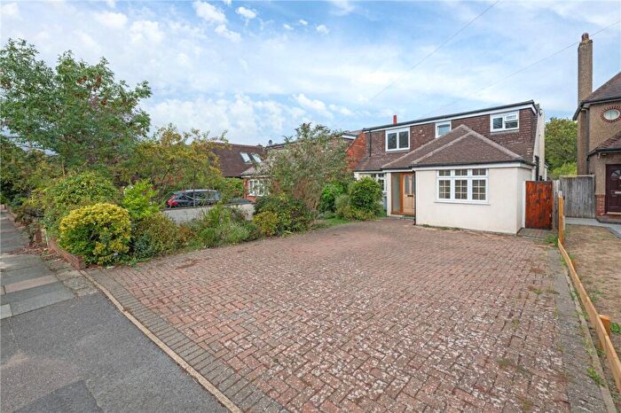 4 Bedroom Bungalow For Sale In Bushey Way, Beckenham, BR3