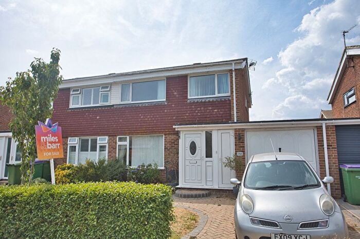3 Bedroom Semi Detached House For Sale In Lynwood, Folkestone, Kent, CT19