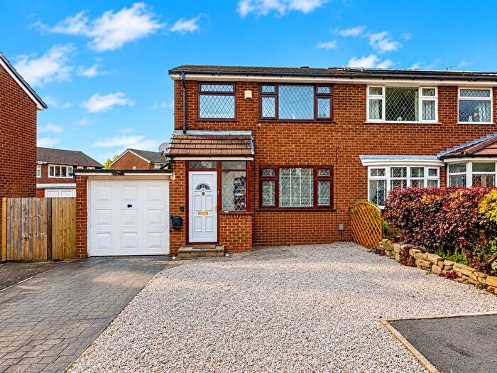 3 Bedroom Semi-Detached House For Sale In Old Vicarage, Westhoughton, BL5