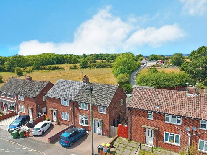 3 Bedroom Semi-Detached House For Sale In Willow Avenue, Ripley, DE5