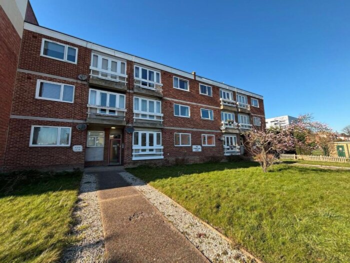 2 Bedroom Apartment To Rent In Dartmouth Road, Sydenham, London, SE26