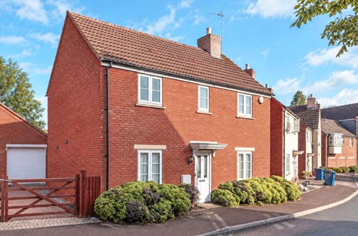 3 Bedroom Detached House For Sale In Falcon Road, Walton Cardiff, Tewkesbury, GL20