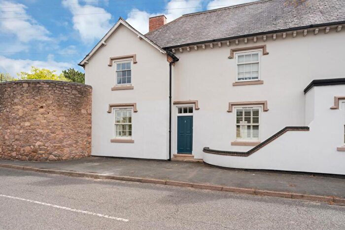 2 Bedroom Apartment For Sale In Soar Road, Quorn, LE12
