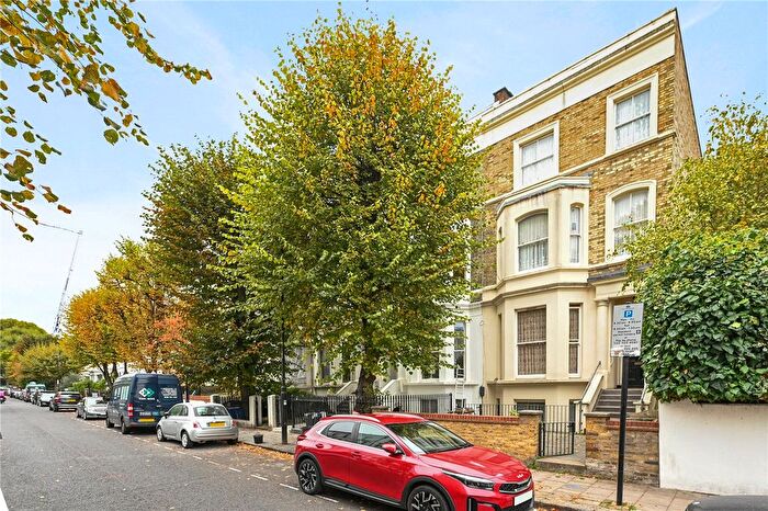 1 Bedroom Flat For Sale In Leamington Road Villas, London, W11