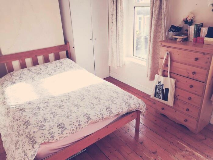 3 Bedroom House To Rent In Glenroy Street, Roath, Cardiff, CF24