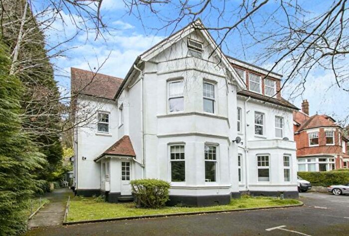 2 Bedroom Flat To Rent In McKinley Road, Westbourne, BH4