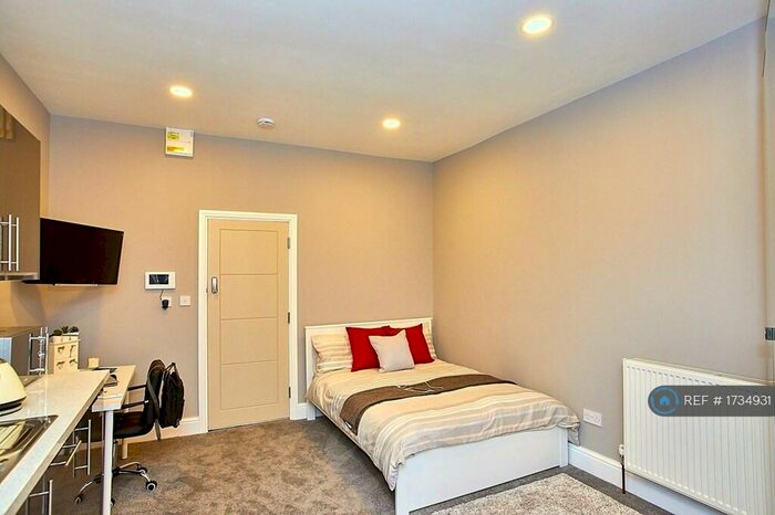 Studio To Rent In Warwick Row, Coventry, CV1