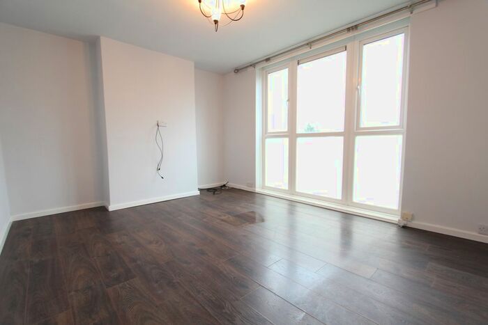 2 Bedroom Maisonette To Rent In Gervase Avenue, Sheffield, S8