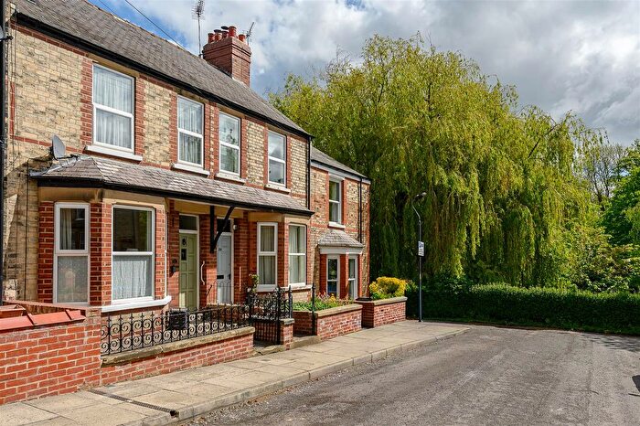 3 Bedroom Terraced House For Sale In Aldreth Grove, Off Bishopthorpe Road, York, YO23