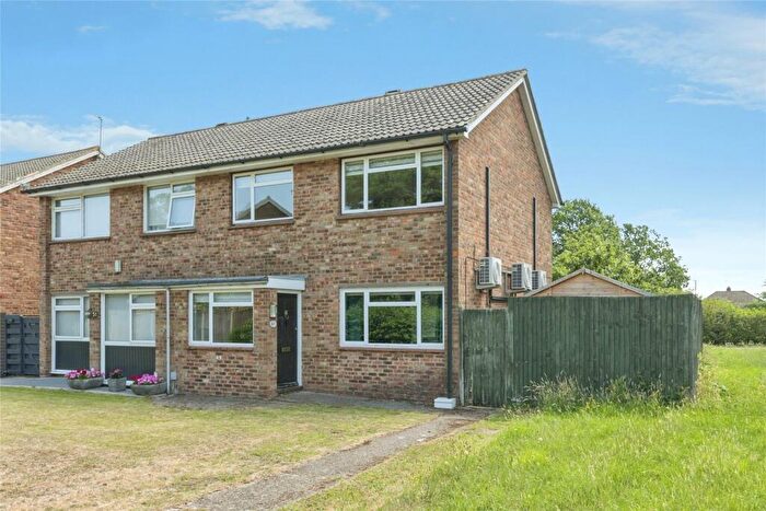 3 Bedroom Semi-Detached House For Sale In Bonney Way, Swanley, Kent, BR8