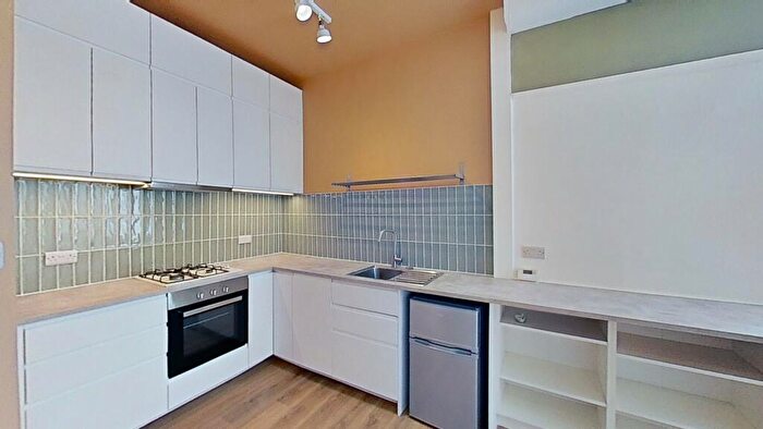 1 Bedroom Flat To Rent In Balfour Street, Edinburgh, Midlothian, EH6