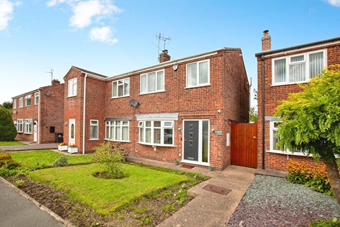 3 Bedroom Semi-Detached House For Sale In Charnwood Drive, Ripley, DE5