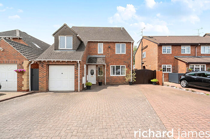 4 Bedroom Detached House For Sale In Glenville Close, Royal Wootton Bassett, SN4