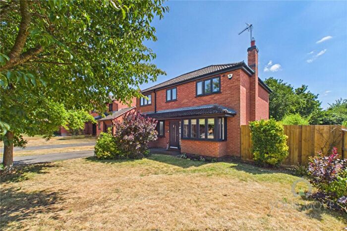 5 Bedroom Detached House For Sale In Burditt Close, Rothwell, North Northamptonshire, NN14
