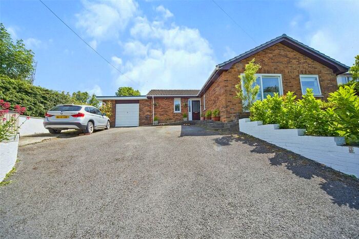 4 Bedroom Bungalow For Sale In Cilcennin, Llanbedr Pont Steffan, Cilcennin, Lampeter, SA48