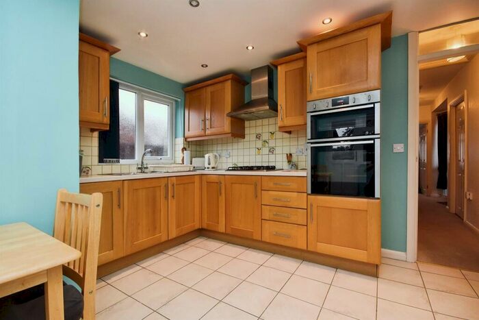 2 Bedroom Semi-Detached Bungalow For Sale In Sidmouth Road, Chelmsford, CM1