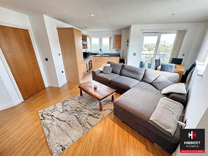2 Bedroom Apartment To Rent In X Q Building, Salford, M5