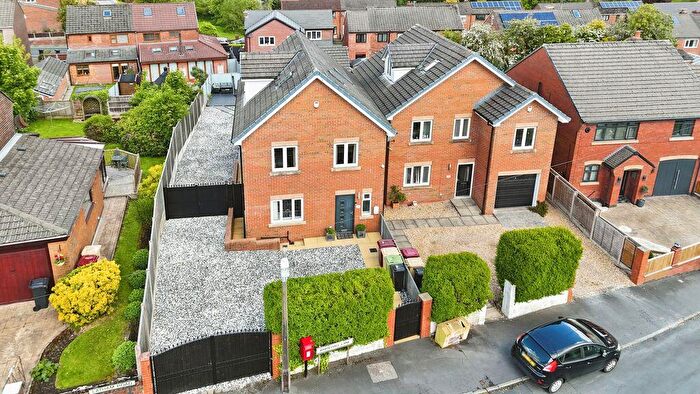 5 Bedroom Detached House For Sale In Whitehall Lane, Blackrod, BL6