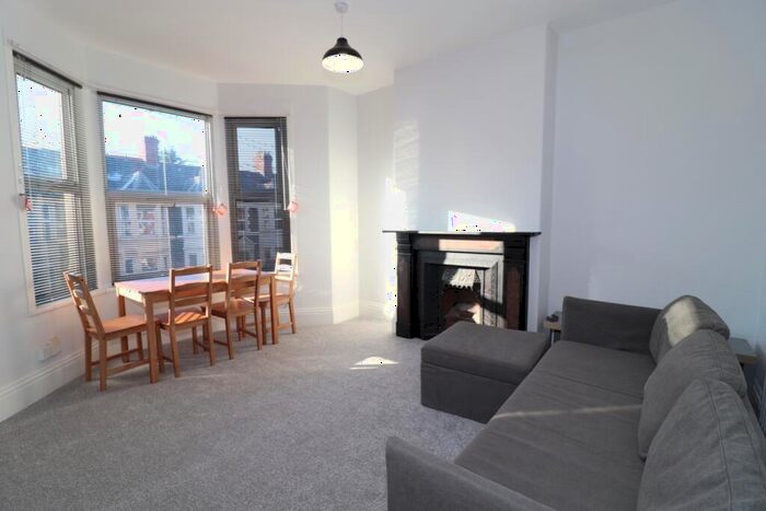 2 Bedroom Flat To Rent In Colum Road, Cathays, CF10