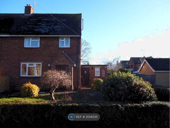 3 Bedroom Semi-Detached House To Rent In The Close, Cleeve Prior, Evesham, WR11