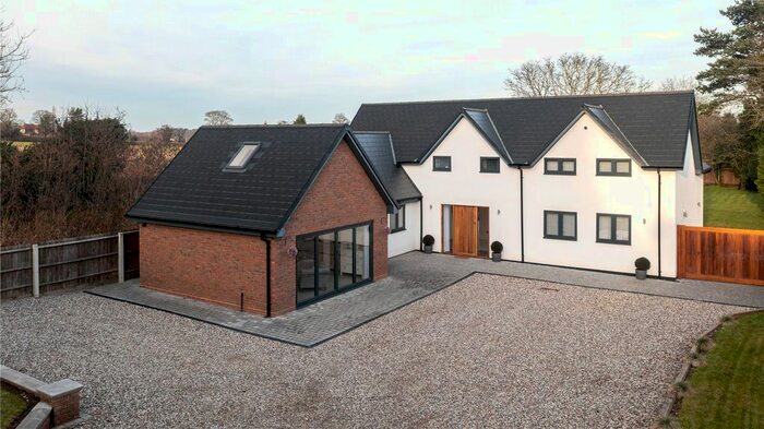 5 Bedroom Detached House For Sale In Station Road, Hammerwich, Burntwood, WS7