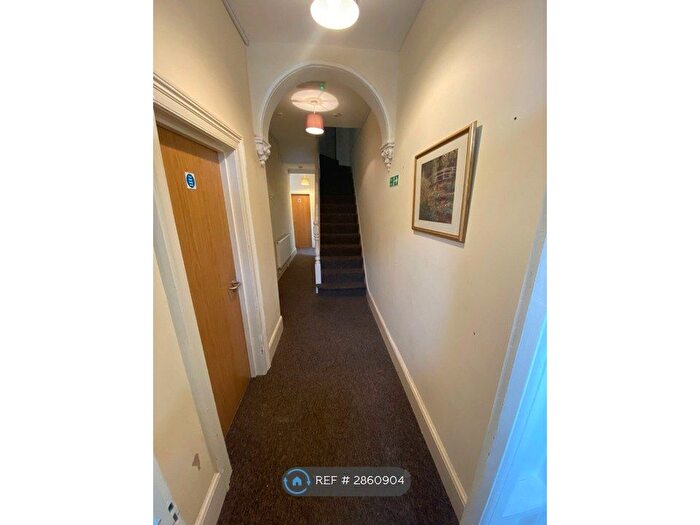 1 Bedroom Semi Detached House To Rent In Summerfield Crescent, Birmingham, B16