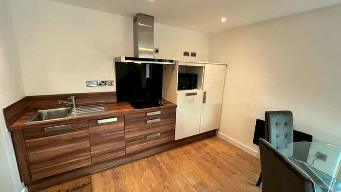2 Bedroom Apartment To Rent In I Quarter, Blonk Street, Sheffield, S3