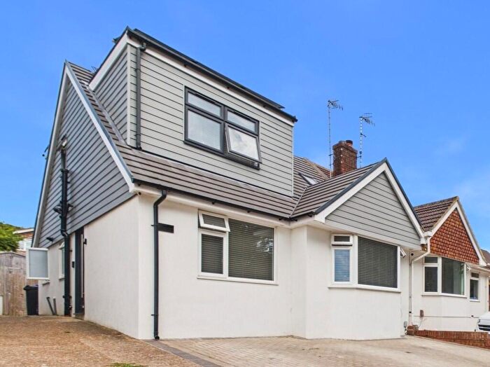 5 Bedroom Chalet To Rent In Downside, Shoreham-by-Sea, BN43