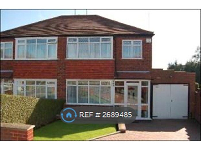 3 Bedroom Semi Detached House To Rent In Sandford Rise, Wolverhampton, WV6