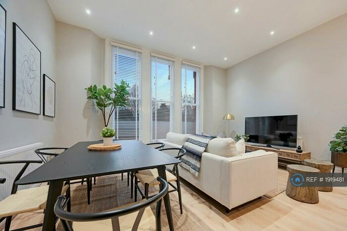 3 Bedroom Flat To Rent In Croxteth Road, Liverpool, L8