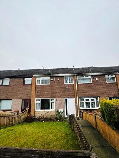 3 Bedroom Terraced House To Rent In Radcliffe Road, Oldham, Greater Manchester, OL4