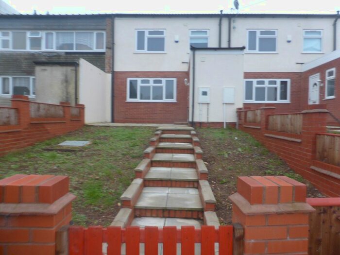 3 Bedroom Terraced House To Rent In Easterton Croft, Druid Heath, Birmingham, B14