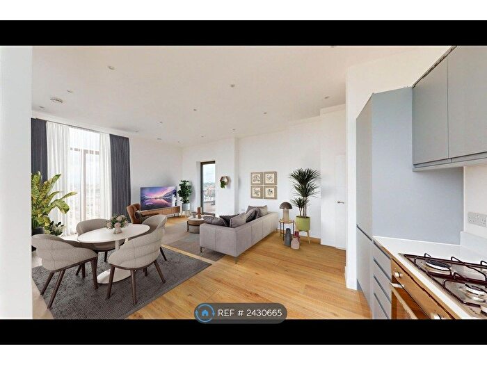 2 Bedroom Flat To Rent In Oto Tower, Ilford, IG3